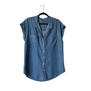 JACH'S GIRLFRIEND Quinn Light Denim Cap Sleeve Tencel Shirt w/ Pockets, L